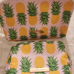 2 cosmetic/traveling set